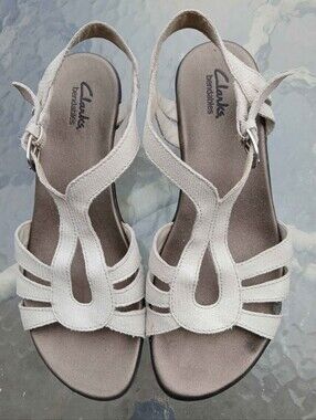 Clarks Women's White/Tan Slingback Sandals